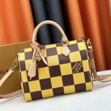 Louis Vuitton Speedy Bags